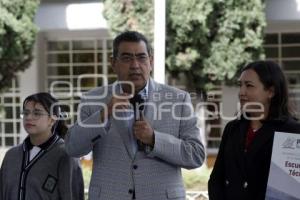 GOBIERNO ESTATAL . INAUGURACIÓN TECHADO