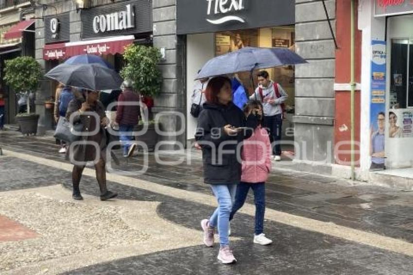 CLIMA . LLUVIA