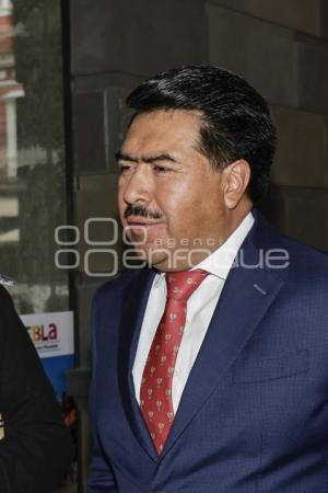 JAVIER AQUINO
