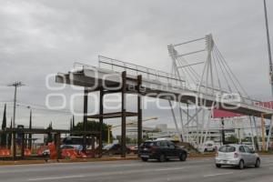 VIADUCTO ELEVADO . CICLOVÍA ATLIXCÁYOTL