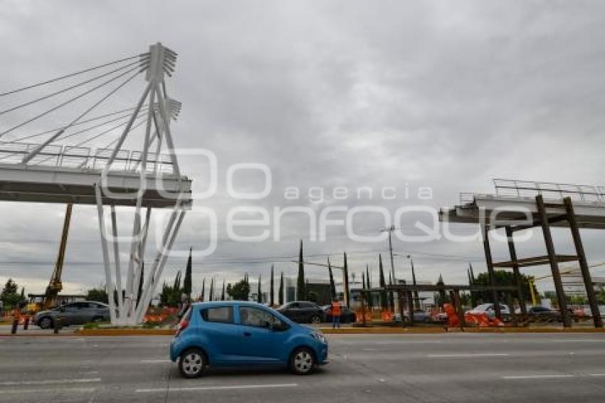 VIADUCTO ELEVADO . CICLOVÍA ATLIXCÁYOTL