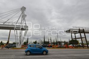 VIADUCTO ELEVADO . CICLOVÍA ATLIXCÁYOTL