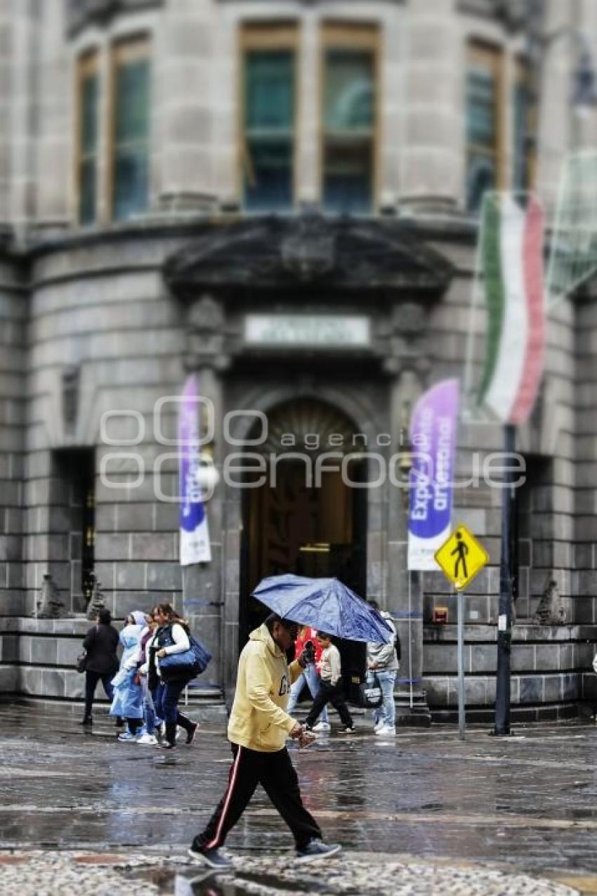 CLIMA . LLUVIA