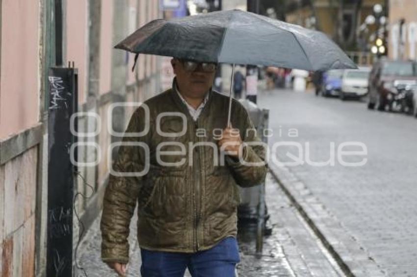 CLIMA . LLUVIA