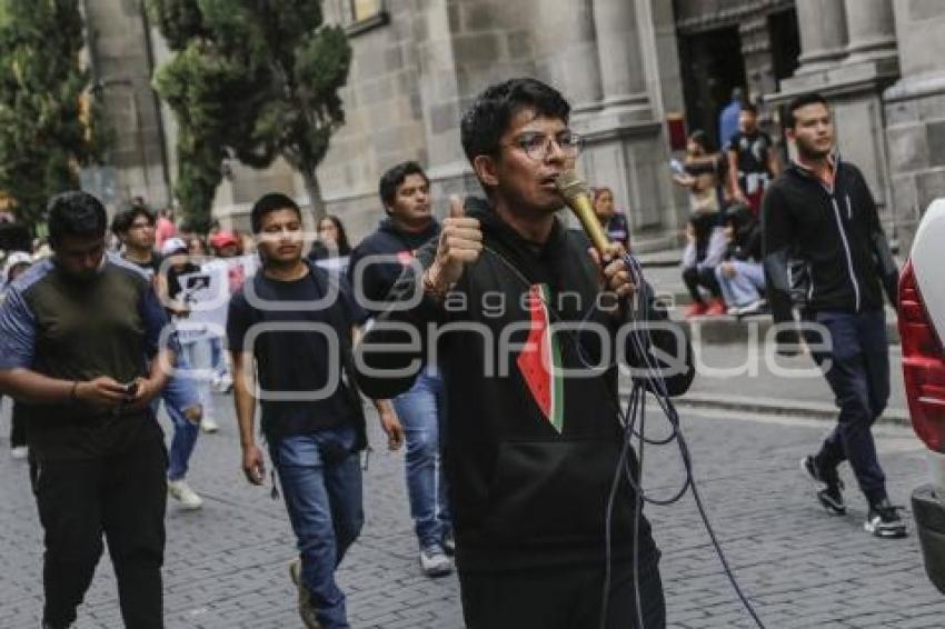 MANIFESTACIÓN . FNERRR