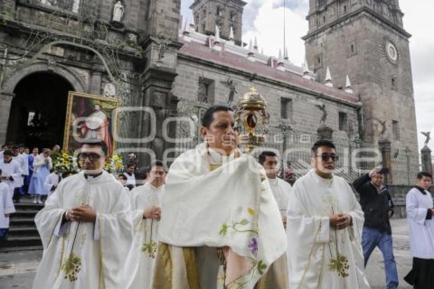 PROCESIÓN . JUAN DE PALAFOX