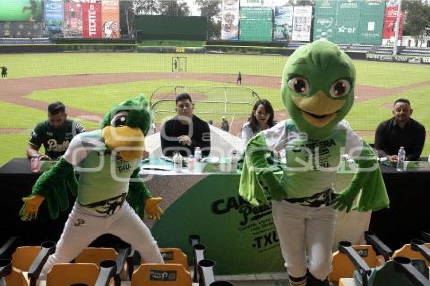CARRERA PERICOS