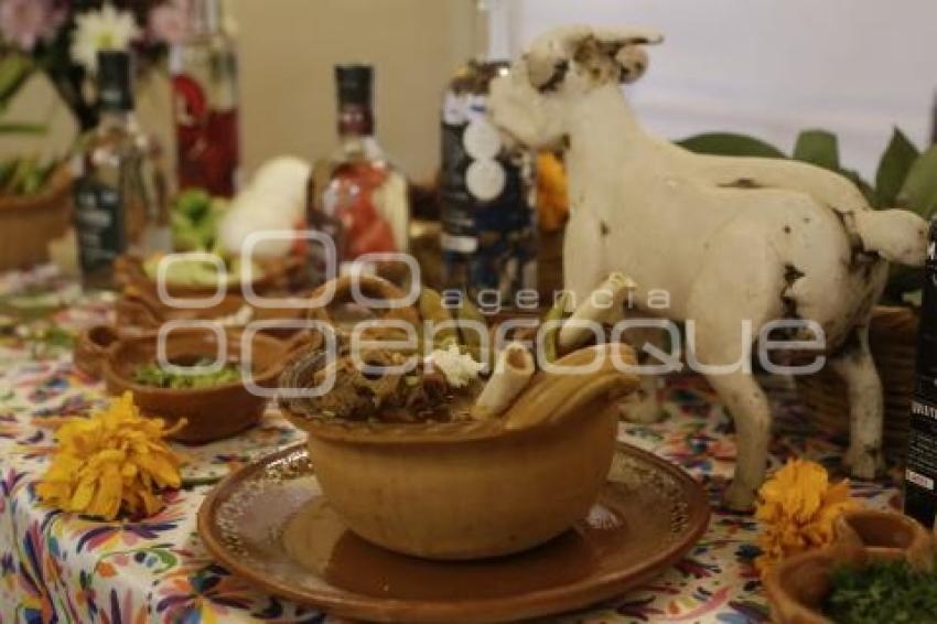 CANIRAC . COMIDA DE MOLE DE CADERAS