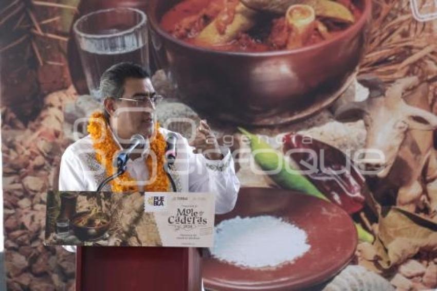 GOBIERNO ESTATAL . TEMPORADA MOLE DE CADERAS