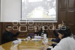 REGIDORES . COMISIONES UNIDAS