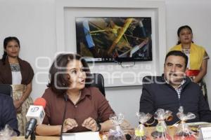 CONGRESO . ALTARES DE HUAQUECHULA