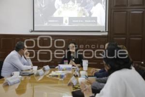 REGIDORES . COMISIONES UNIDAS