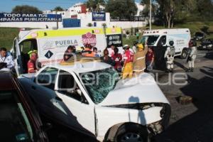 ACCIDENTE VEHICULAR . PERIFÉRICO ECOLÓGICO