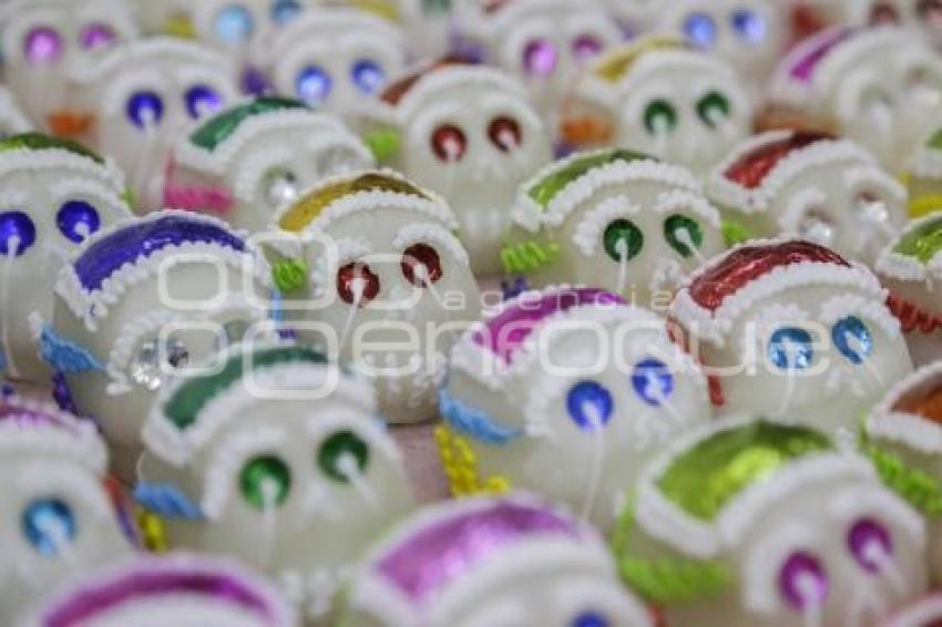CALAVERITAS DE AZÚCAR
