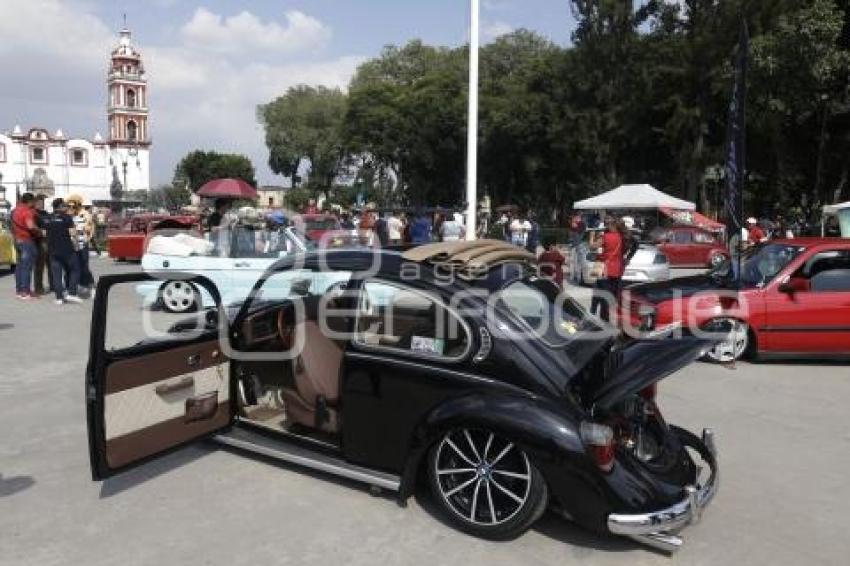 EXPOSICIÓN AUTOS . CRAZY VOLKS