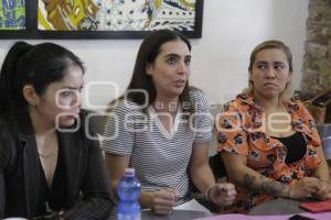 FRENTE DE MUJERES CONTRA DEUDORES