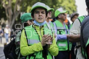 MANIFESTACIÓN . INVIDENTES