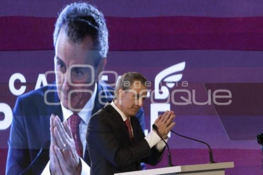 TOMA DE PROTESTA . JOSÉ CHEDRAUI