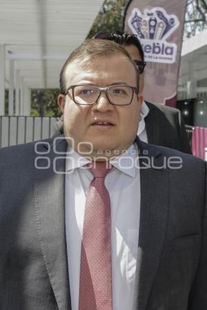 LUIS ROBERTO TENORIO