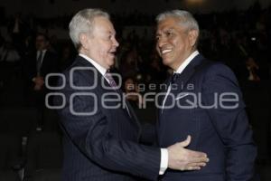 TOMA DE PROTESTA . JOSÉ CHEDRAUI