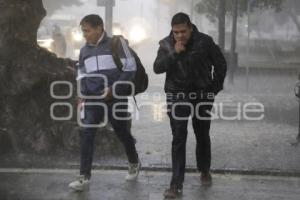 CLIMA . LLUVIA