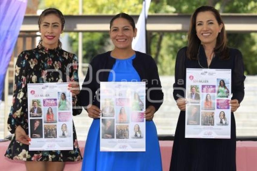 FORO INTERNACIONAL . SER MUJER