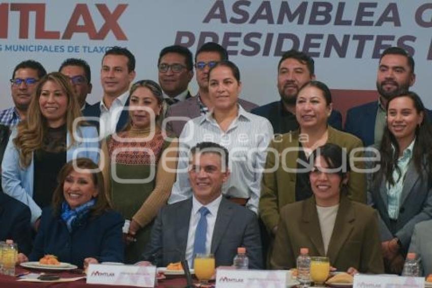 TLAXCALA . ASAMBLEA PRESIDENTES MUNICIPALES