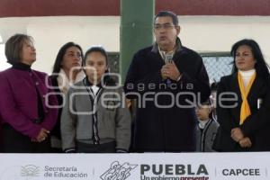 GOBIERNO ESTATAL . ENTREGA TECHADO