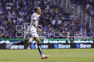 FÚTBOL . CLUB PUEBLA VS CRUZ AZUL