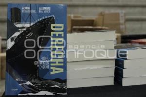 LIBRO . DERECHA