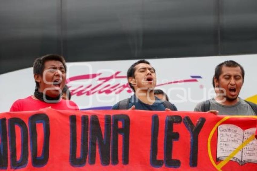 TLAXCALA . MANIFESTACIÓN NORMAL RURAL
