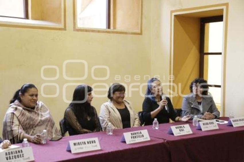 LIBRO . MUJERES FOTOPERIODISTAS