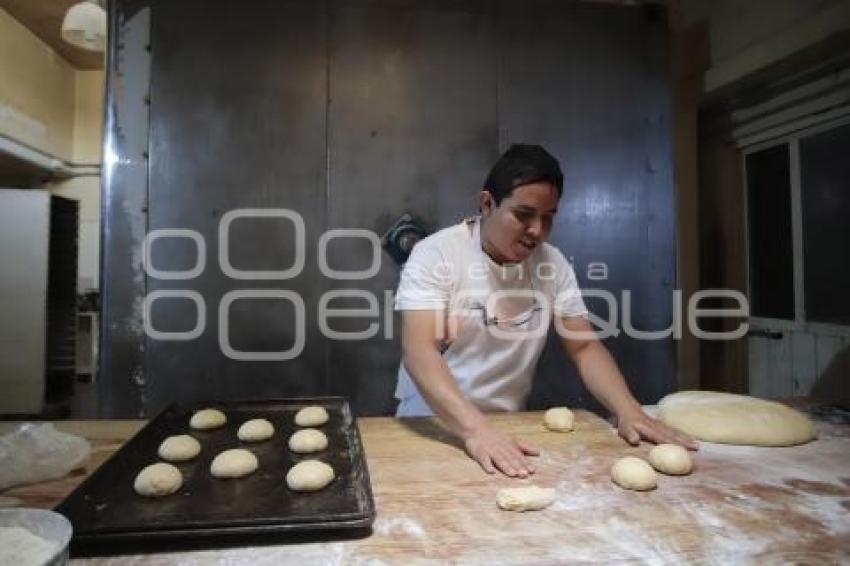 ELABORACIÓN HOJALDRAS
