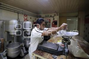 ELABORACIÓN HOJALDRAS