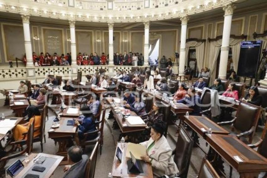 CONGRESO DEL ESTADO . SESIÓN ORDINARIA