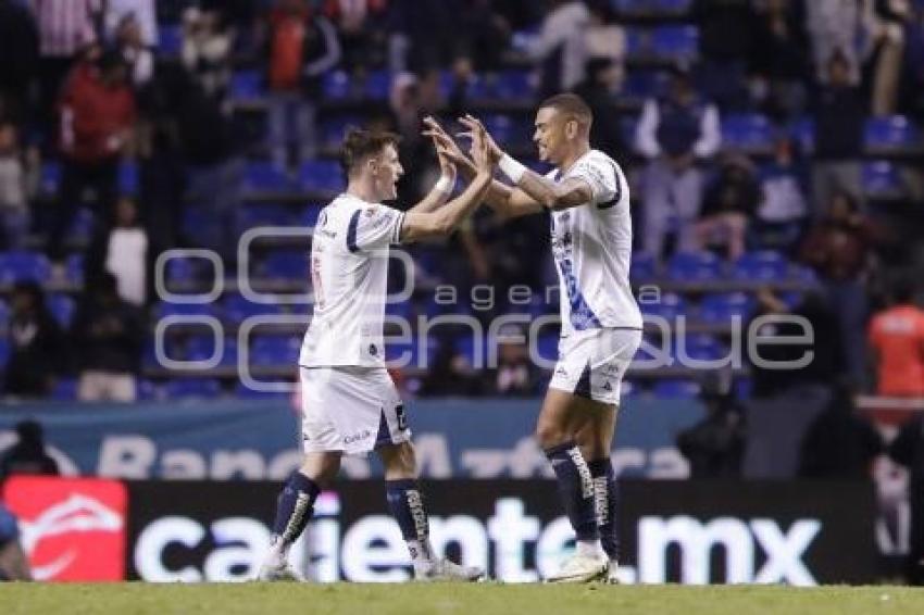 FÚTBOL . CLUB PUEBLA VS CHIVAS