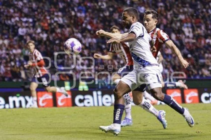 FÚTBOL . CLUB PUEBLA VS CHIVAS