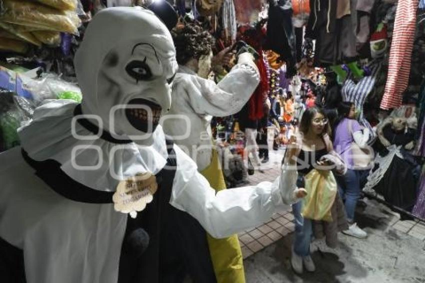 HALLOWEEN . DISFRACES