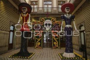 CONGRESO . CATRINAS