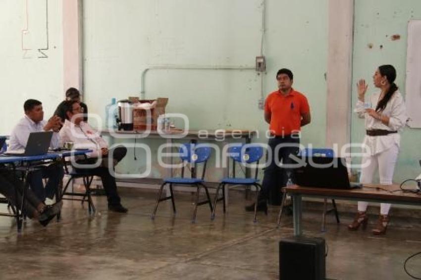 ACATLÁN . CONSEJO TÉCNICO SEP