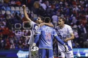 FÚTBOL . CLUB PUEBLA VS CHIVAS