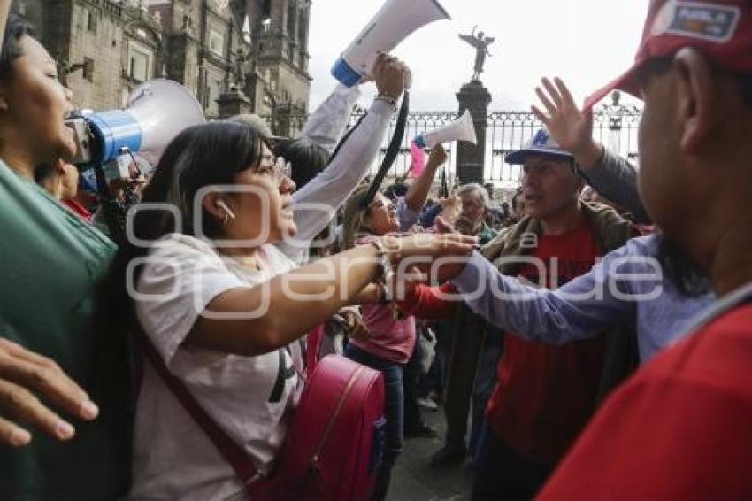 MITIN . GERARDO FERNÁNDEZ NOROÑA