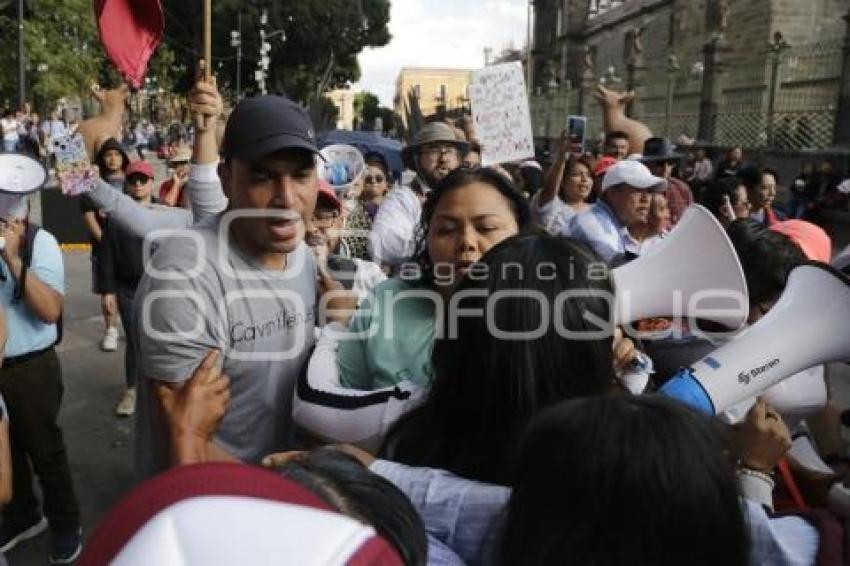 MITIN . GERARDO FERNÁNDEZ NOROÑA