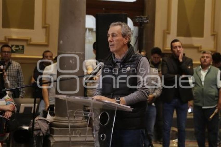 CORREDOR DE OFRENDAS