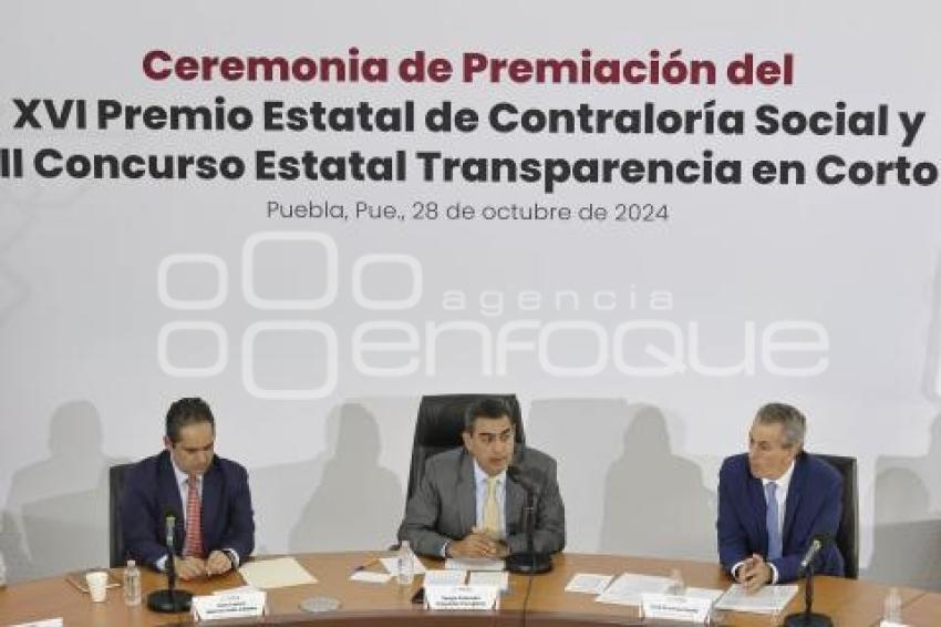 GOBIERNO ESTATAL . PREMIO DE CONTRALORÍA
