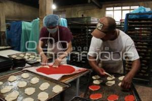 ACATLÁN . PAN ROJO