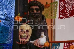 CASA DE CULTURA . OFRENDAS
