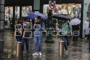 CLIMA . LLUVIA