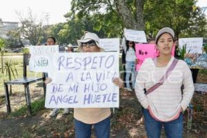 FISCALÍA . MANIFESTACIÓN