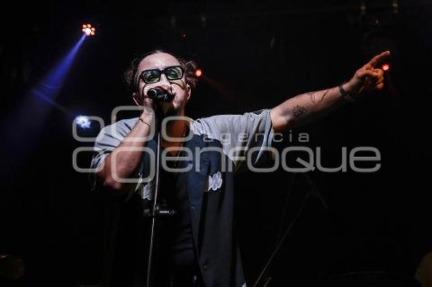CONCIERTO . STAY HOMAS